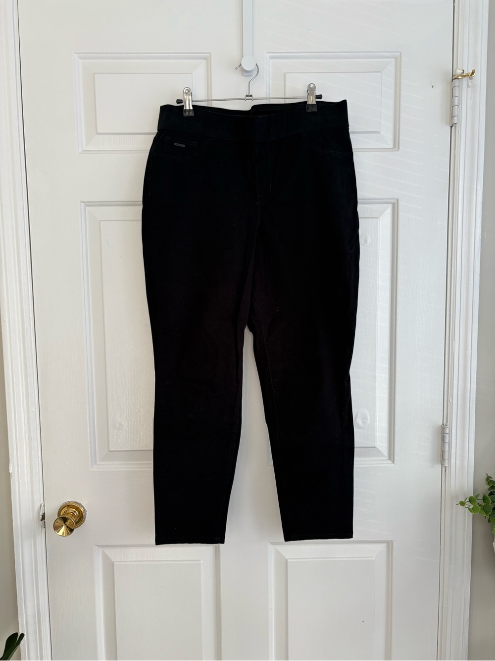 Nine West Black Tapered Women's Pants